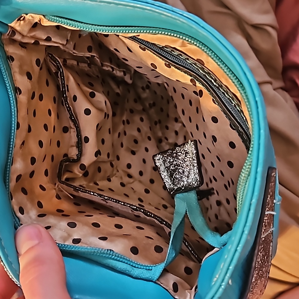 Purse - Picture 4 of 4